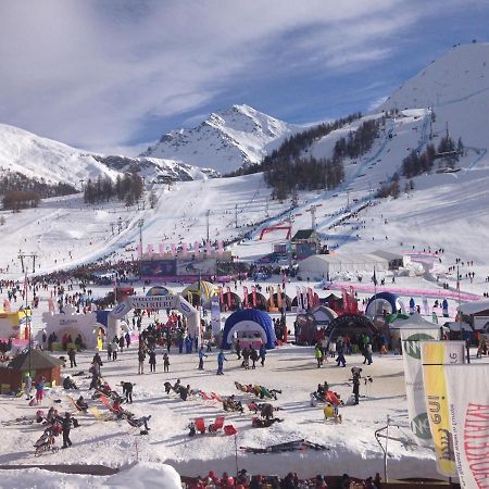 Nido Di Cloe Apartment Colle Colle Sestriere Екстериор снимка