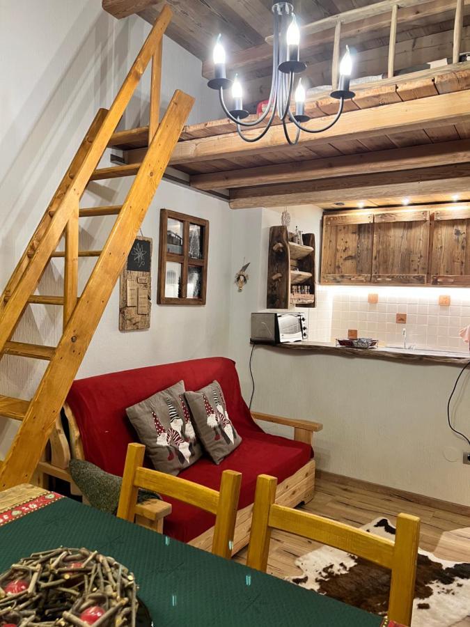 Nido Di Cloe Apartment Colle Colle Sestriere Екстериор снимка